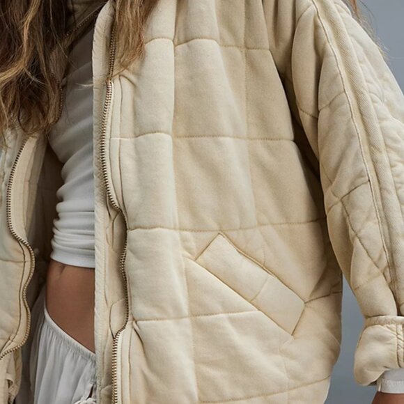 Pretty FREE PEOPLE Quilted DOLMAN  Ovetsized Jacket in Vanilla Cream New w/tags - Picture 3 of 10